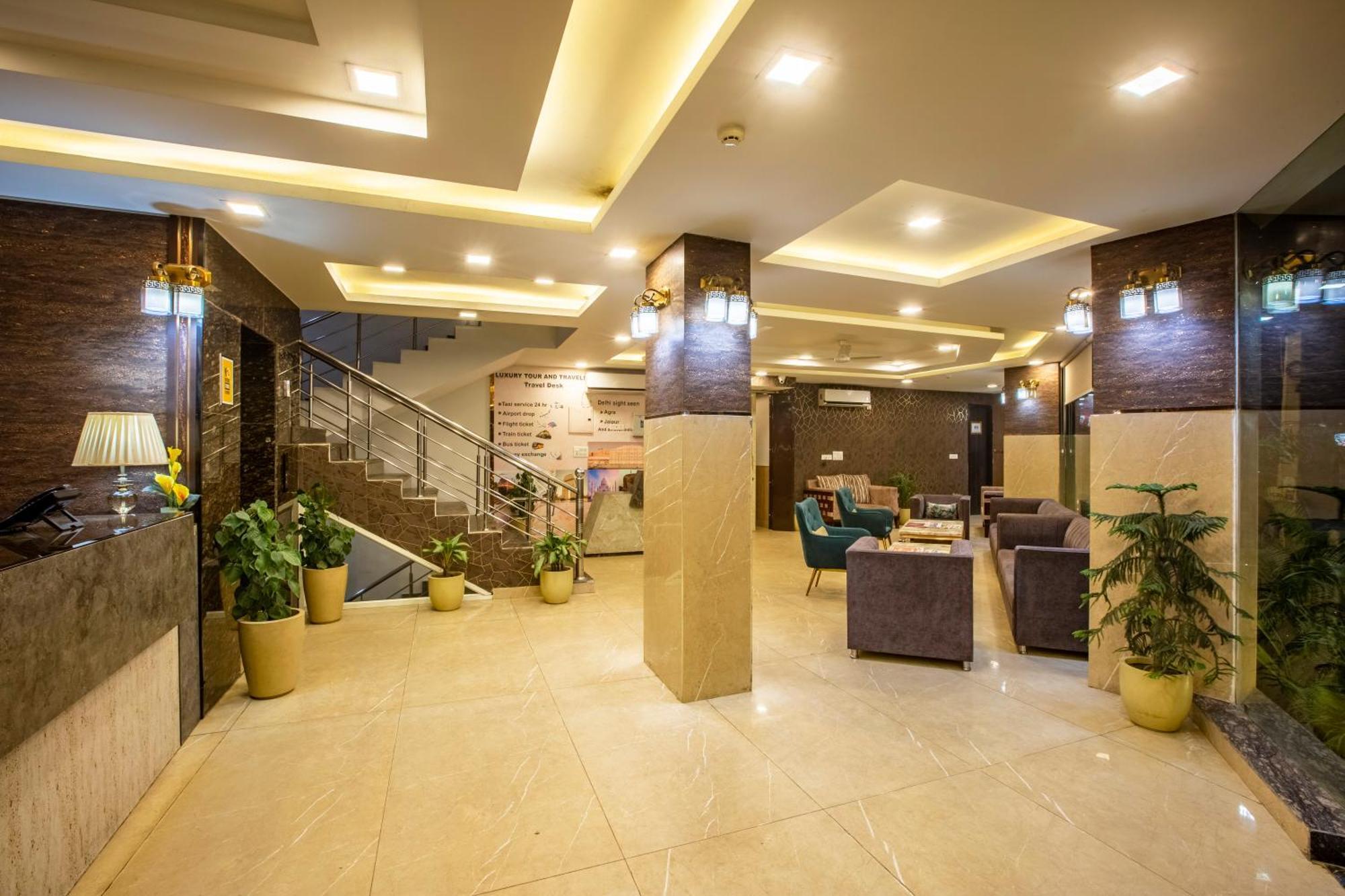 Rudraksh Plaza 3* New Delhi